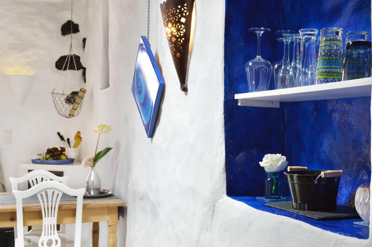 Stylish Getaway With Secluded Patio In Lava Finca Uga Bagian luar foto