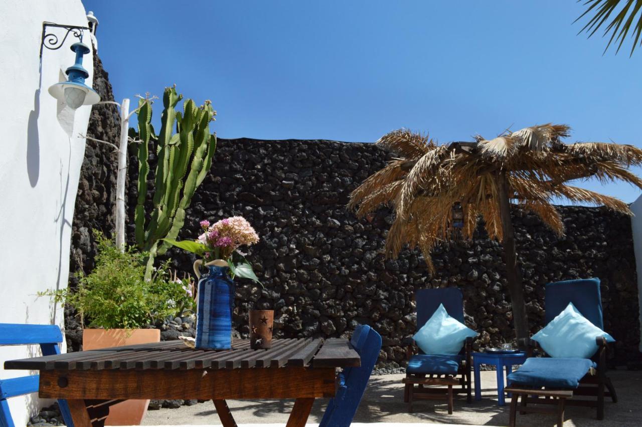 Stylish Getaway With Secluded Patio In Lava Finca Uga Bagian luar foto